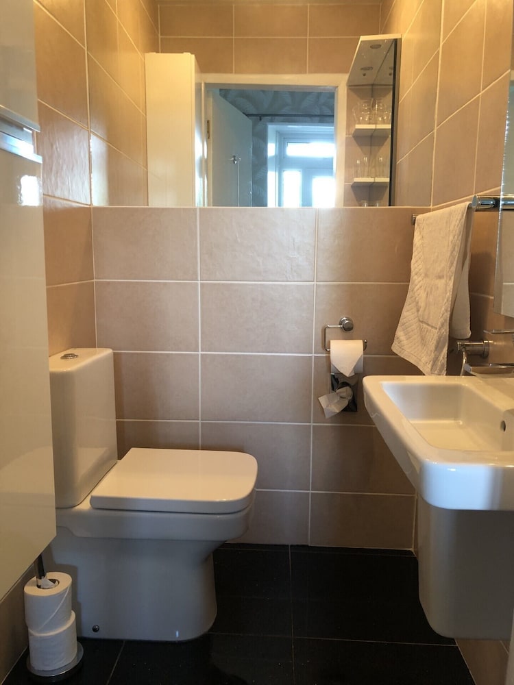 The Babbacombe Hotel 44/45