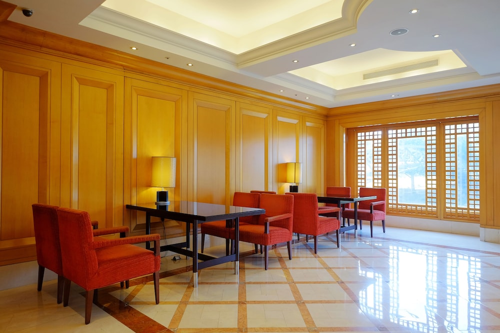 City Suites Gateway 46/58