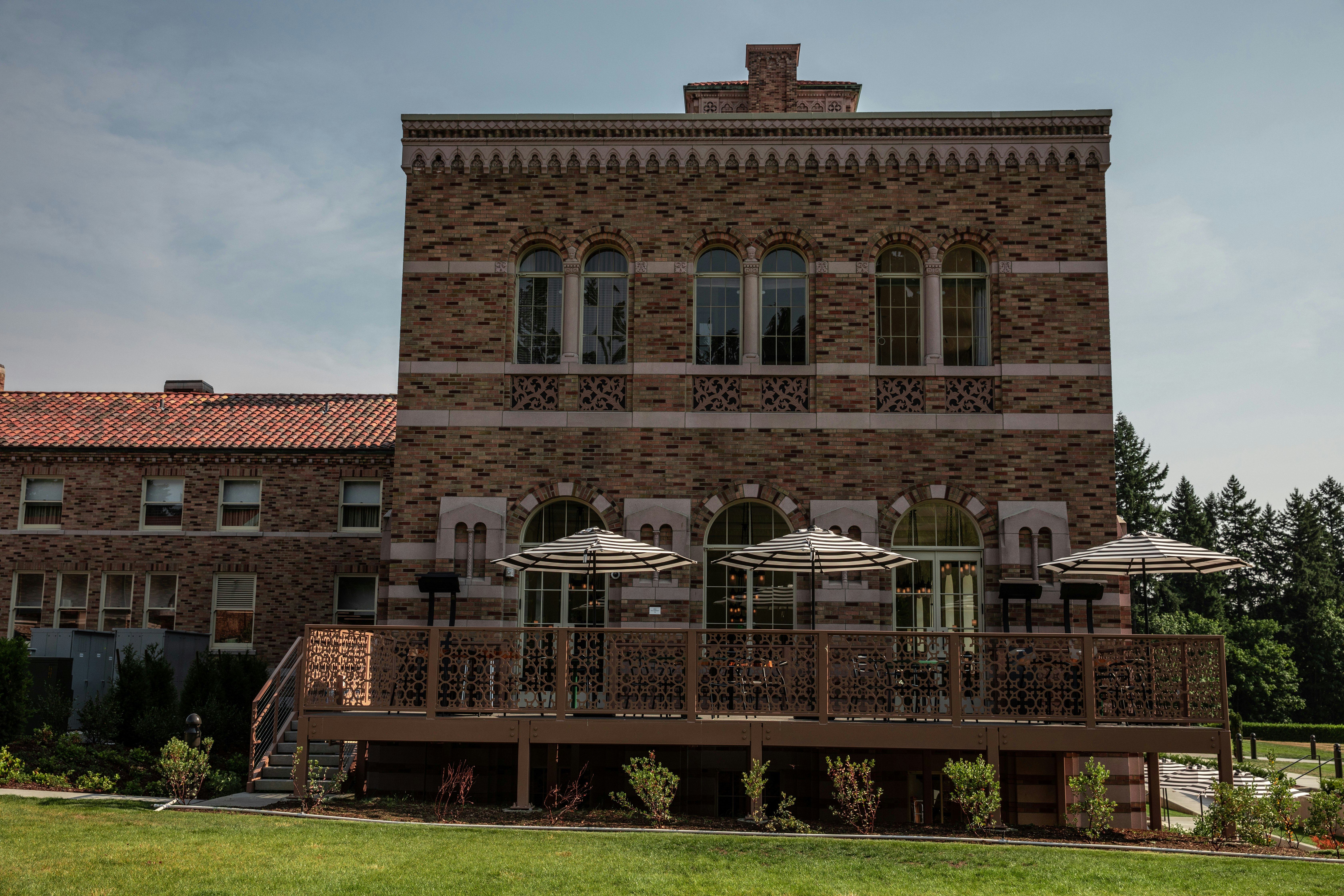 The Lodge at St Edward State Park 1/50