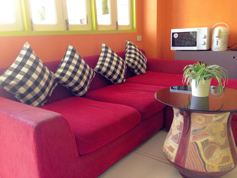 Bt Inn Patong 42/53