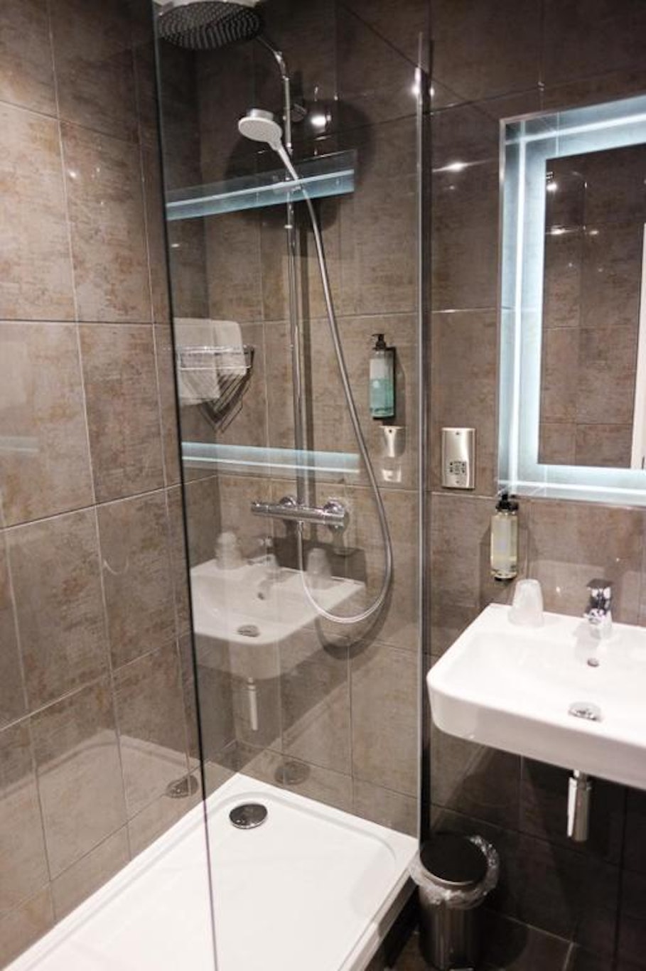 Almondsbury Interchange Hotel 30/31