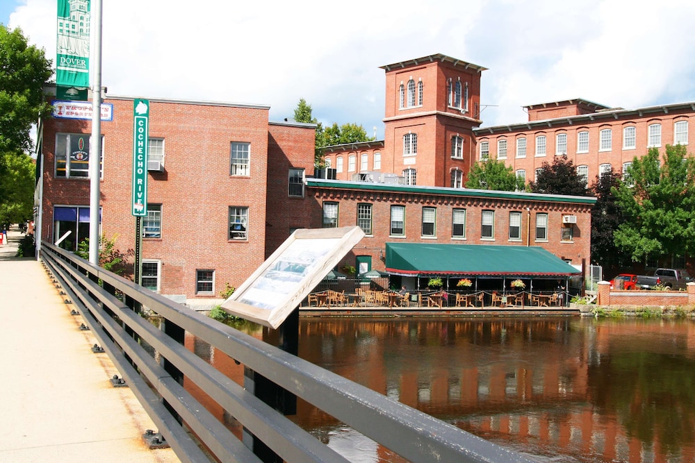 Hampton Inn Dover in DOVER - NH
