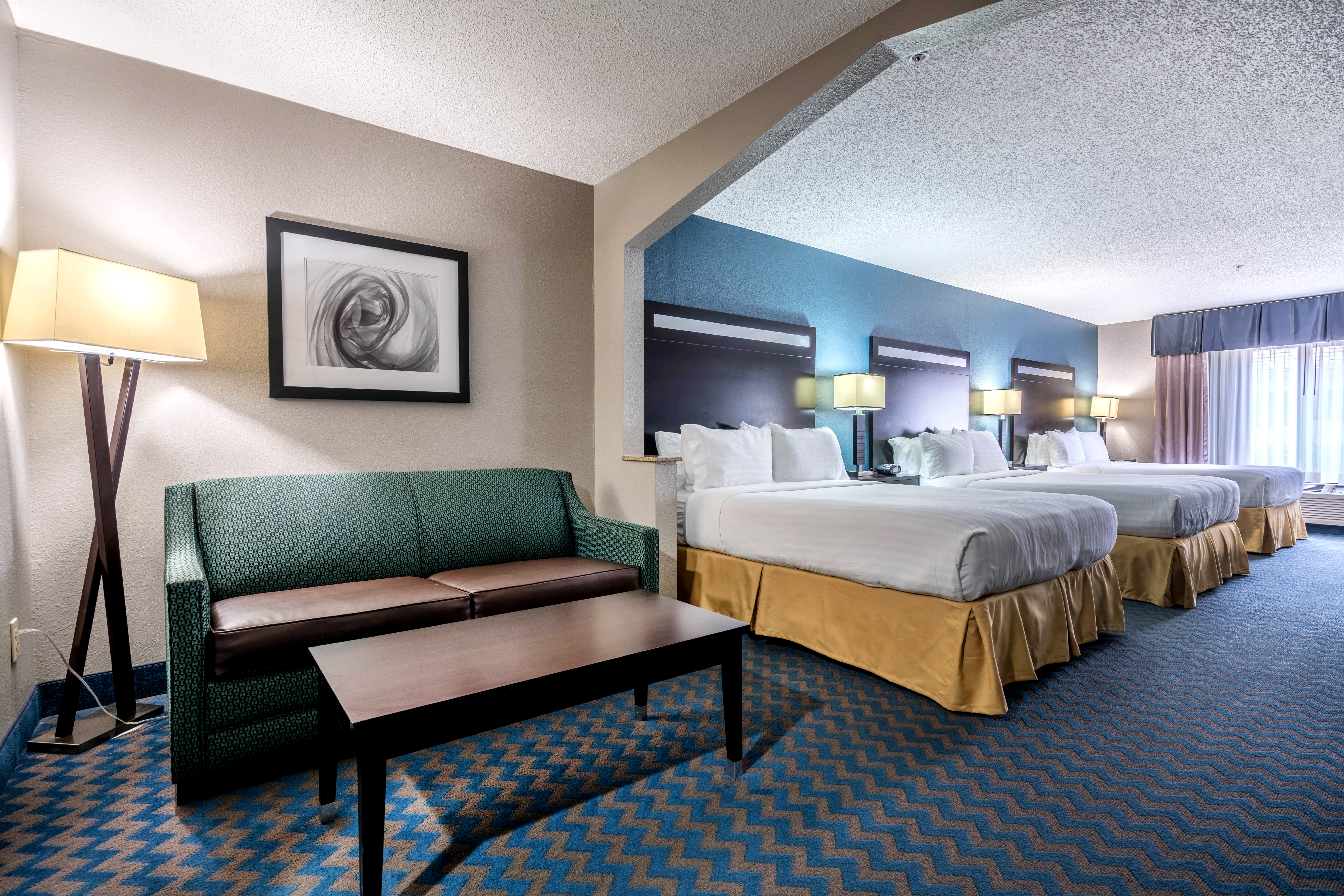 Holiday Inn Express Suites Roanoke Rapids Se 22/72