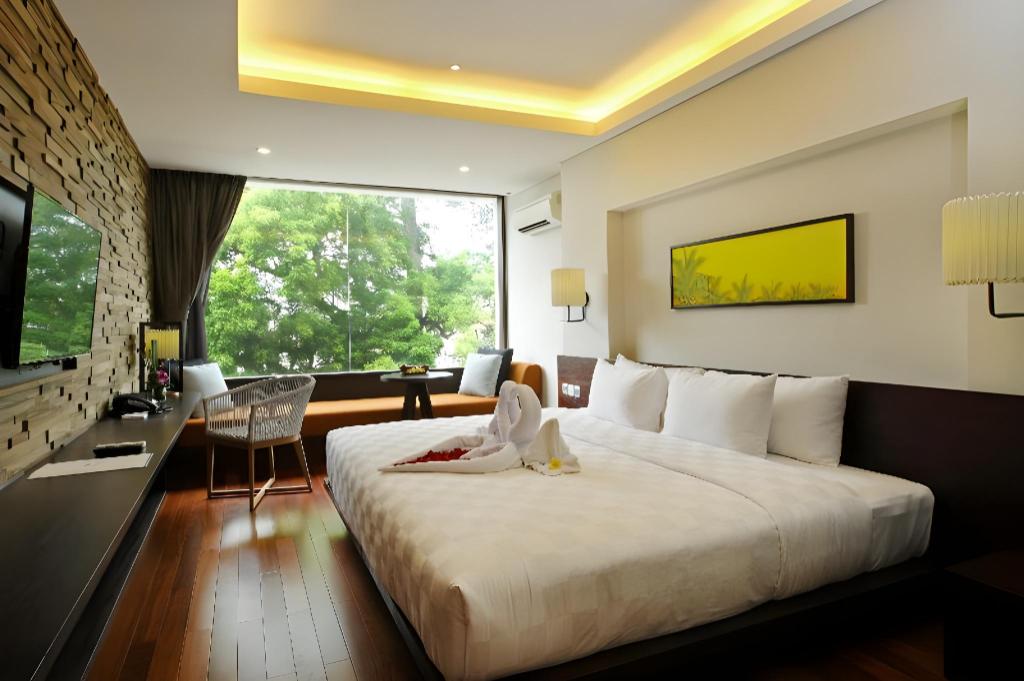 Premier, Suite, King Bed