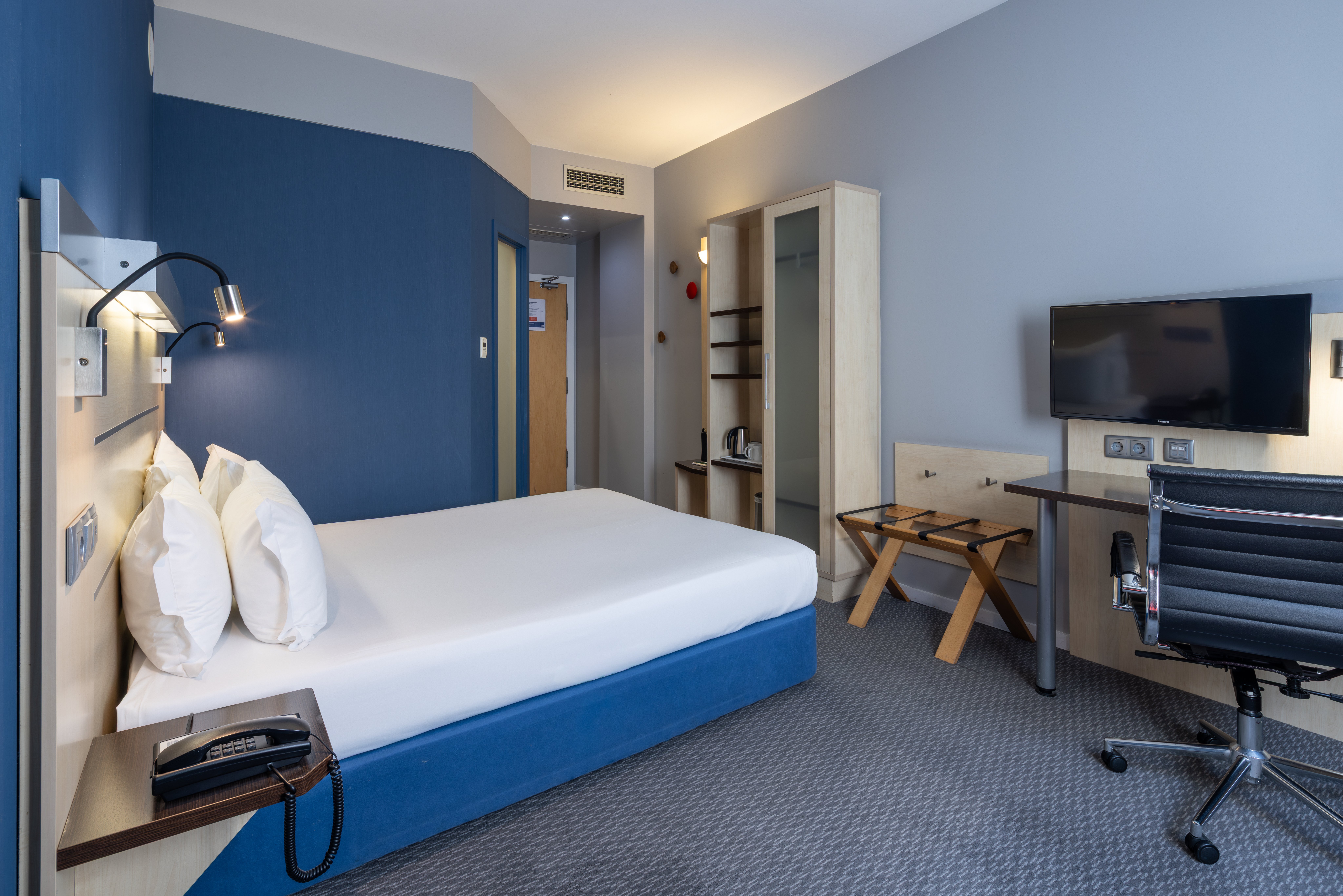 Holiday Inn Express Porto Exponor 27/81