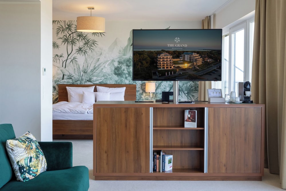 THE GRAND Ahrenshoop 8/50