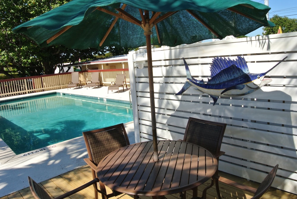 Creekside Inn Islamorada 39/45