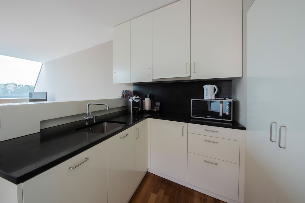 Lucerne Lake View Apartments 5/50