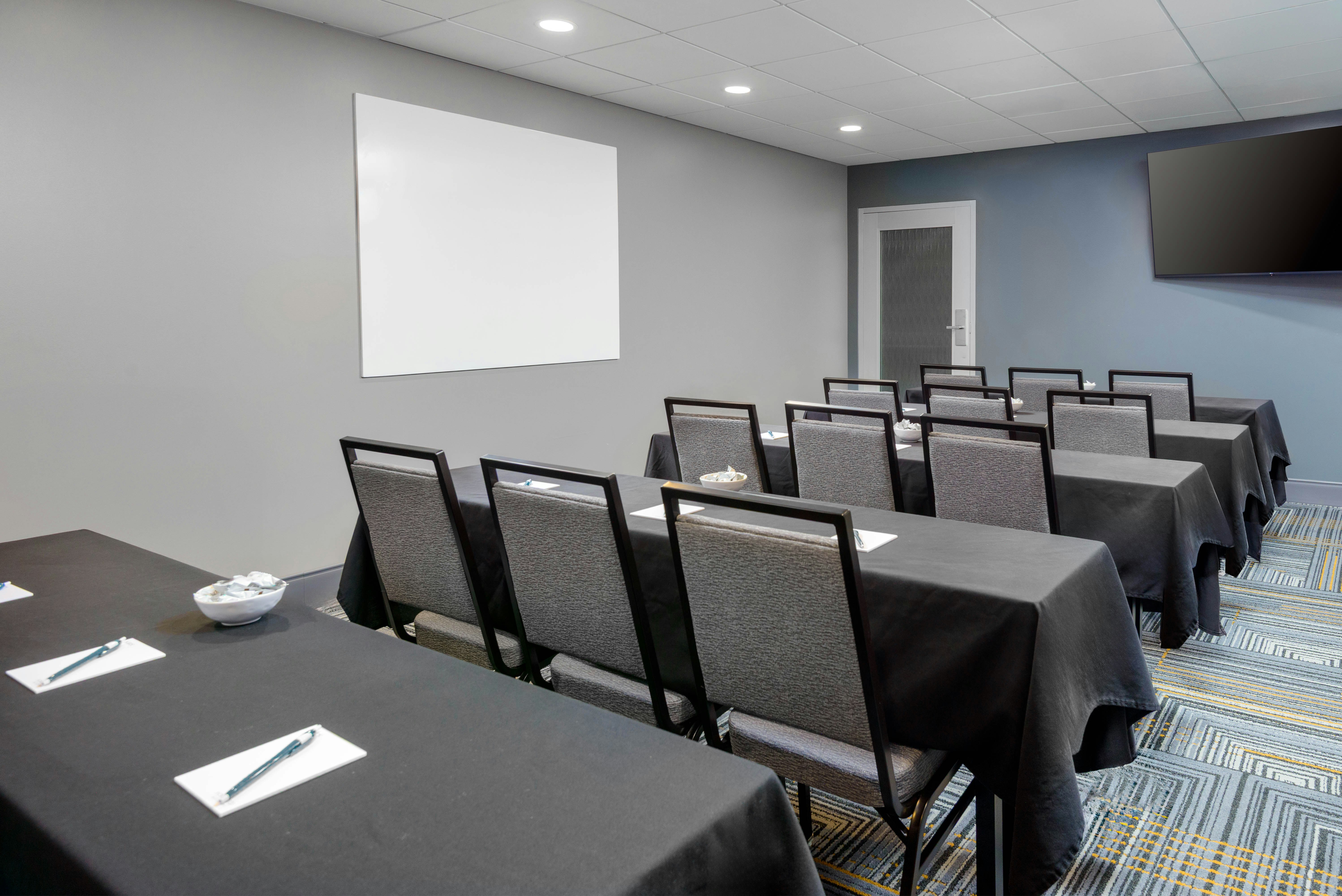 Homewood Suites By Hilton Orlando-Ucf Area 55/66