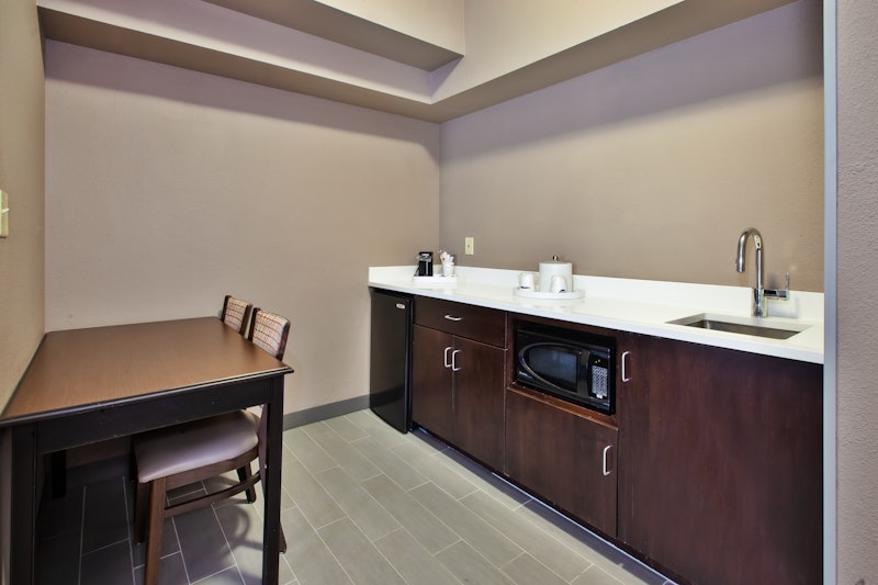 Hampton Inn & Suites Cleveland-Airport/Middleburg Heights 5/39
