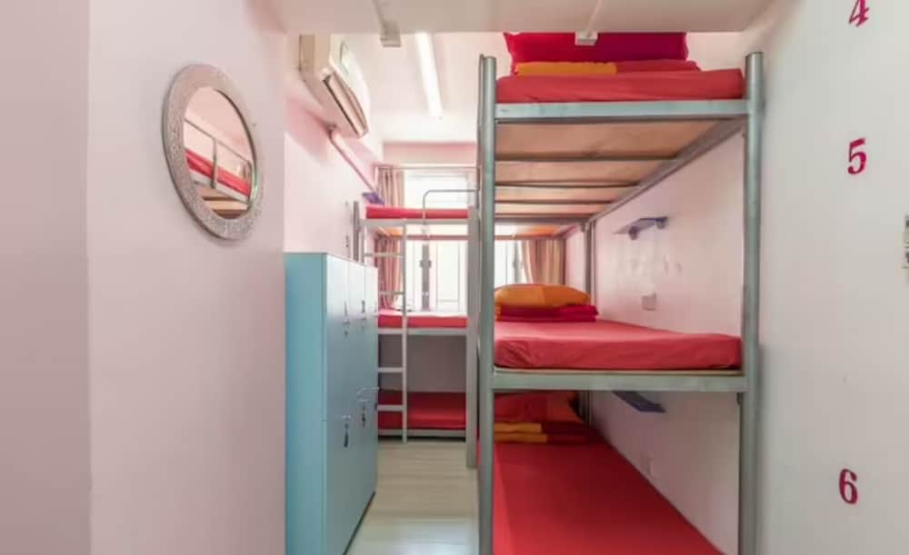 ECONOMY, 6 BEDS