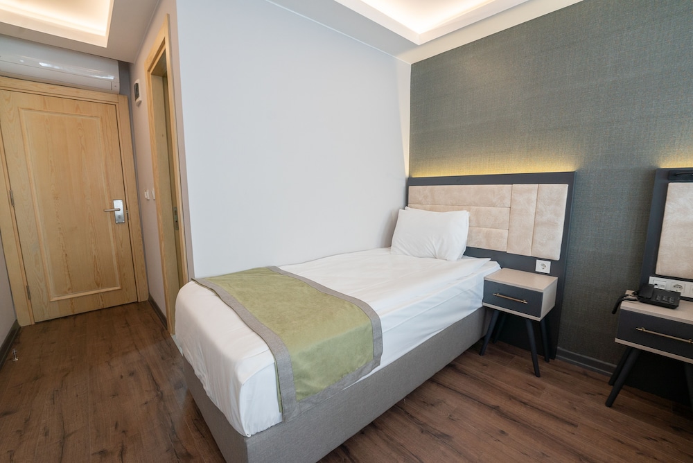 BEST HOTEL KADIKOY 11/30