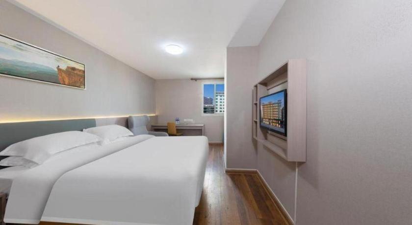 7 Days Inn (Dongguan Houjie Convention and Exhibition Center) 11/42