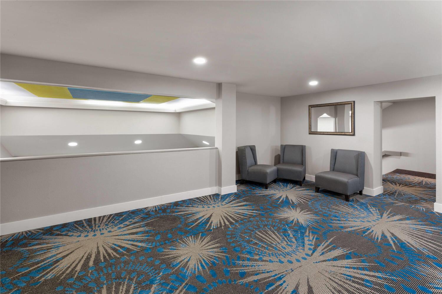 Days Inn By Wyndham Tulsa Central 30/42