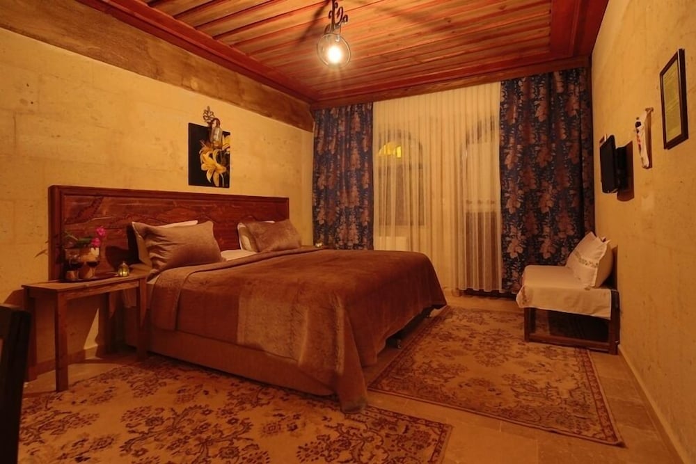 Jerveni Cave Hotel 10/47