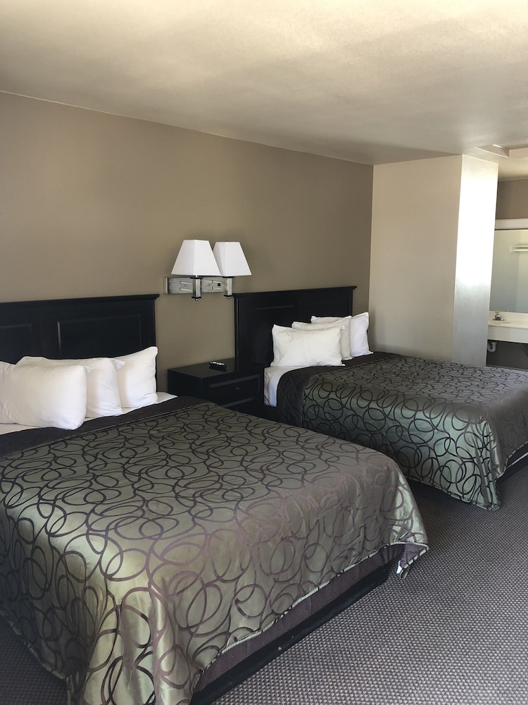 Mountain View Inn 12/31