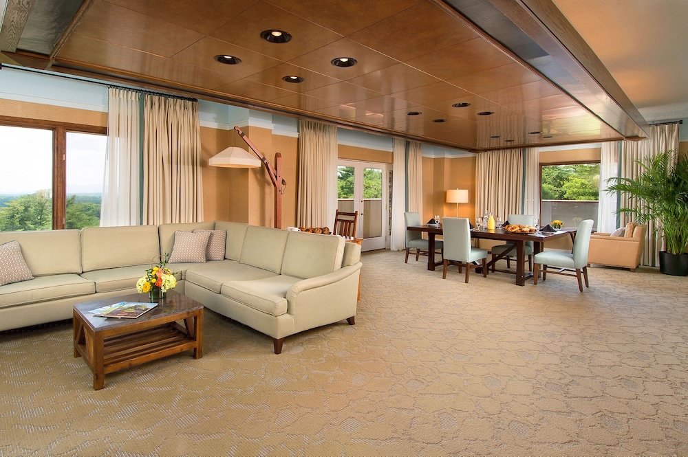 The Omni Grove Park Inn 50/77