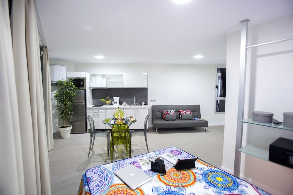 Valentina Beach Apartments And Suites 28/57