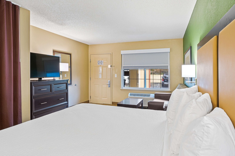 Extended Stay America -Washington Dc-Falls Church-Merrifield 18/51