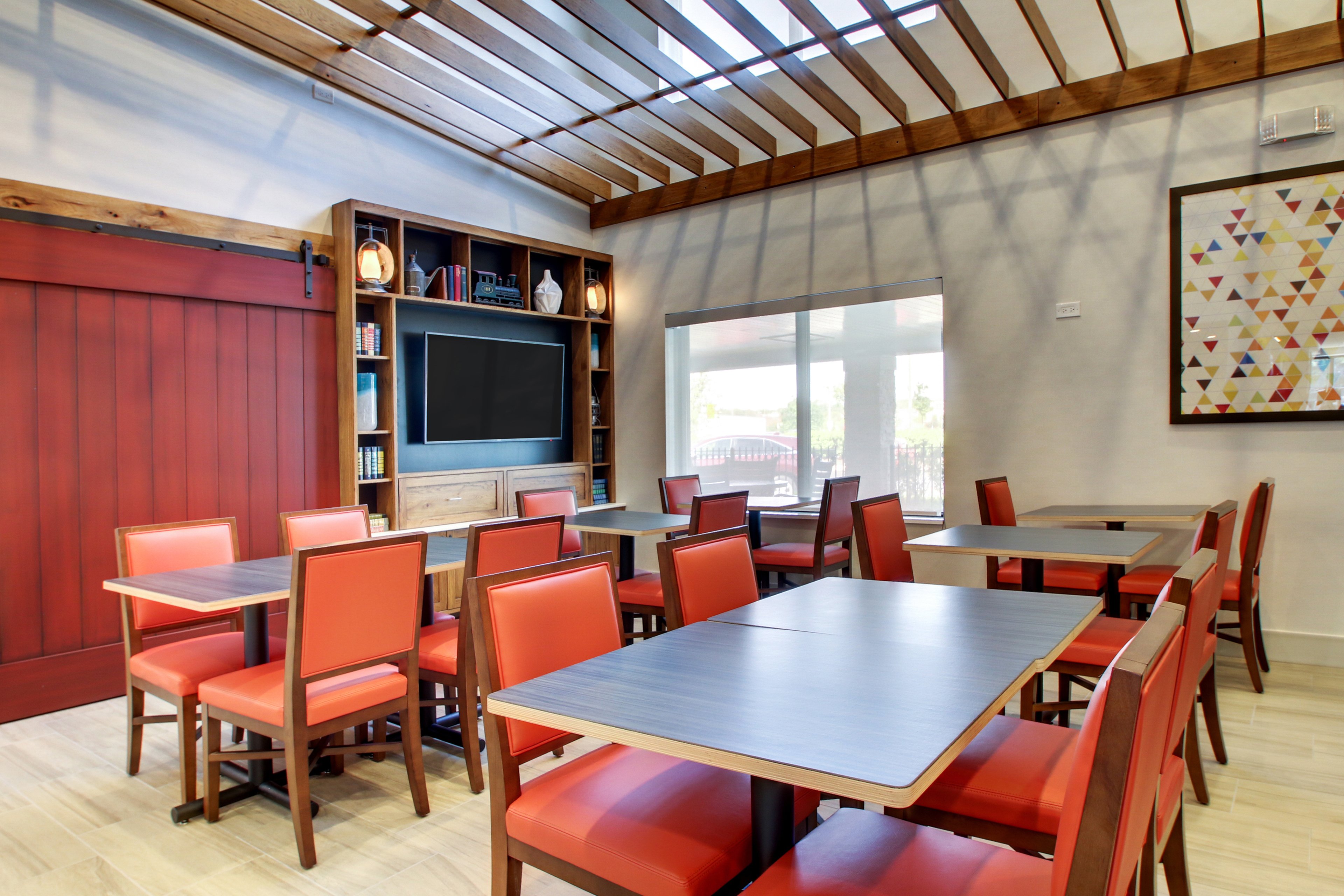 Holiday Inn Express & Suites AURORA NAPERVILLE 25/41