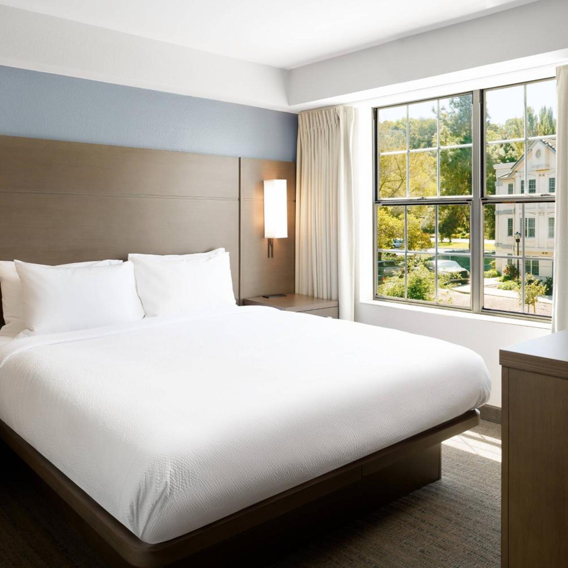 Courtyard, Studio, King Bed, Courtyard View, Sofa