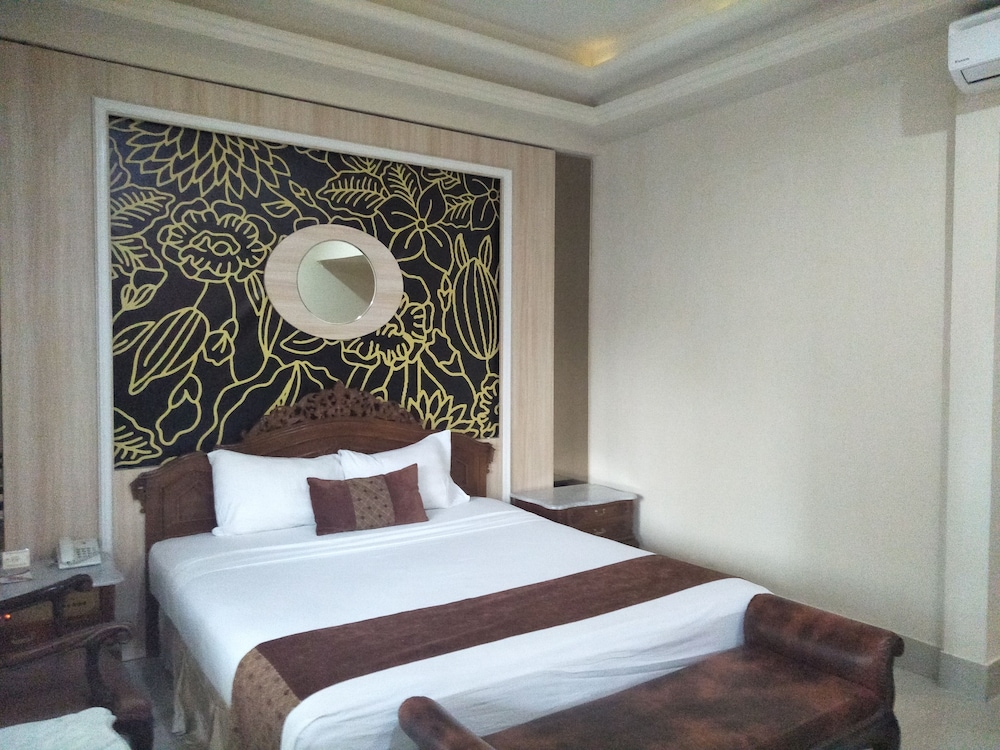 Indah Palace Yogyakarta 17/50