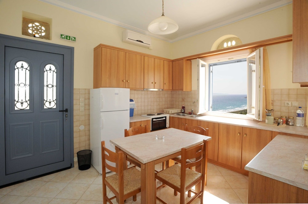 Tinos View 16/34