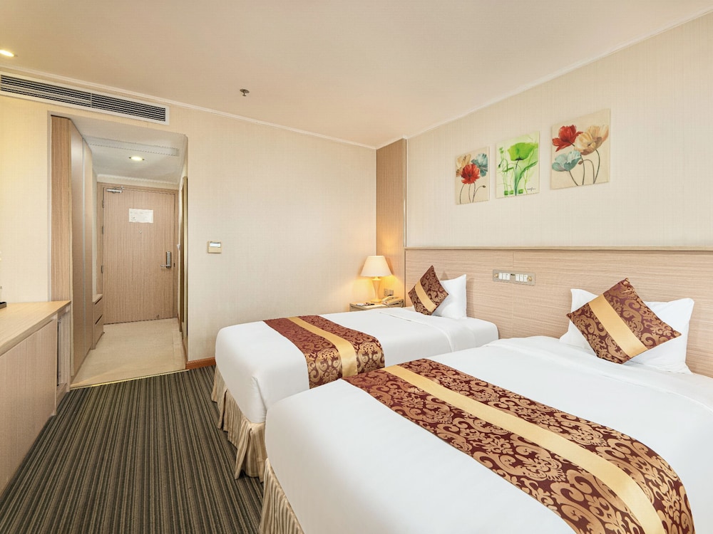 SUPERIOR, TWIN BEDS