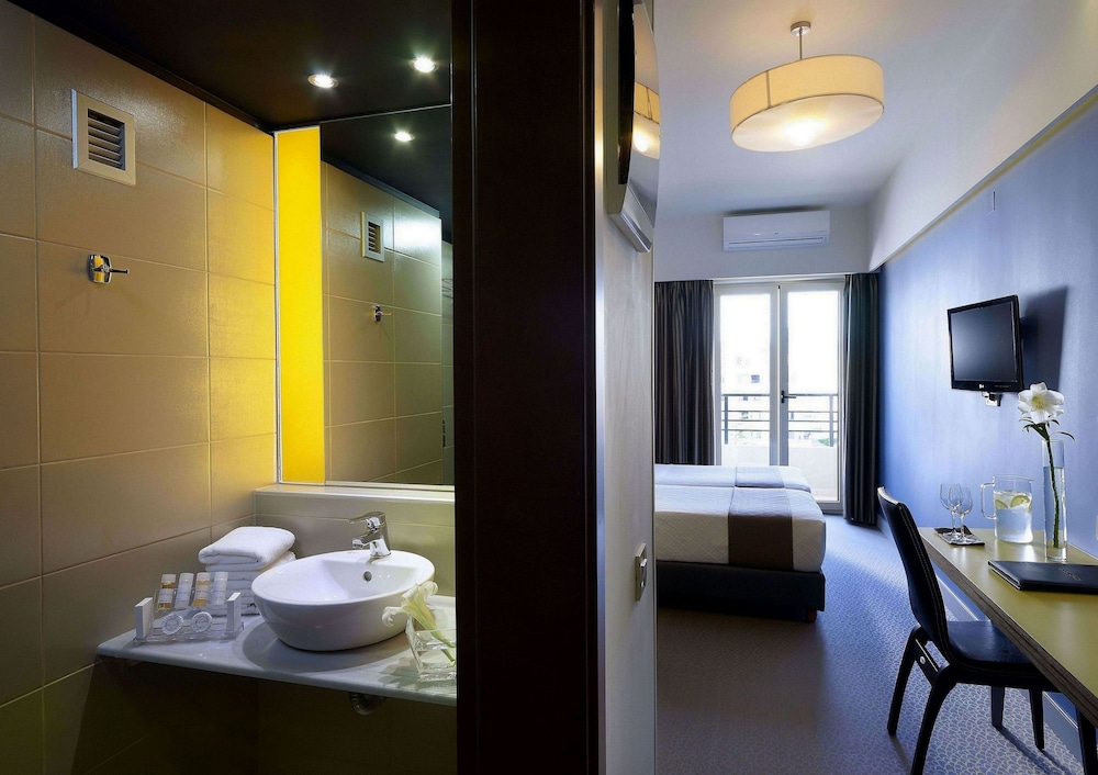 Lato Boutique Hotel 33/40