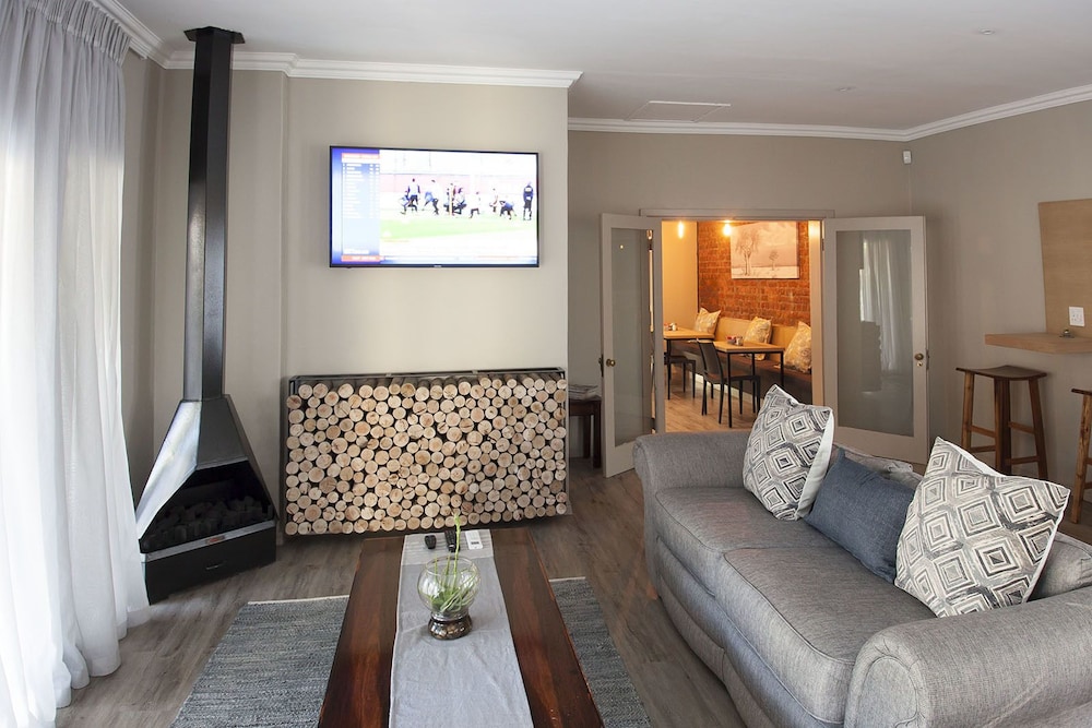 The Hill Boutique Bed & Breakfast 19/30