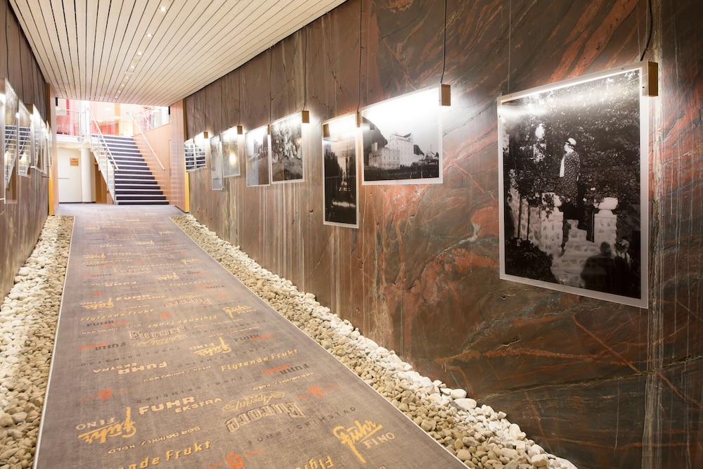 Home Hotel Grimstad 36/61