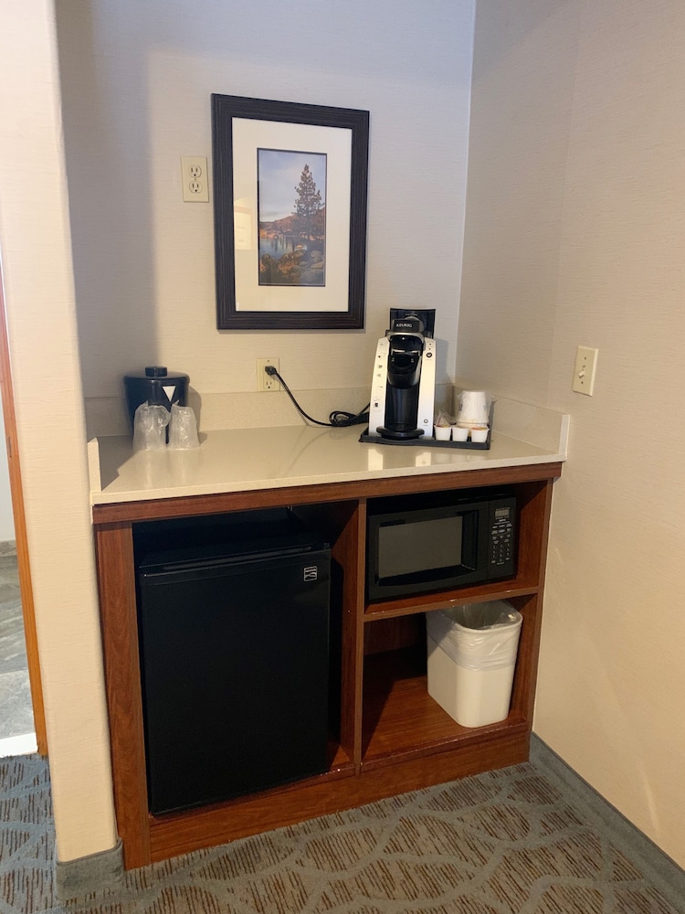 Holiday Inn Express South Lake Tahoe 53/60