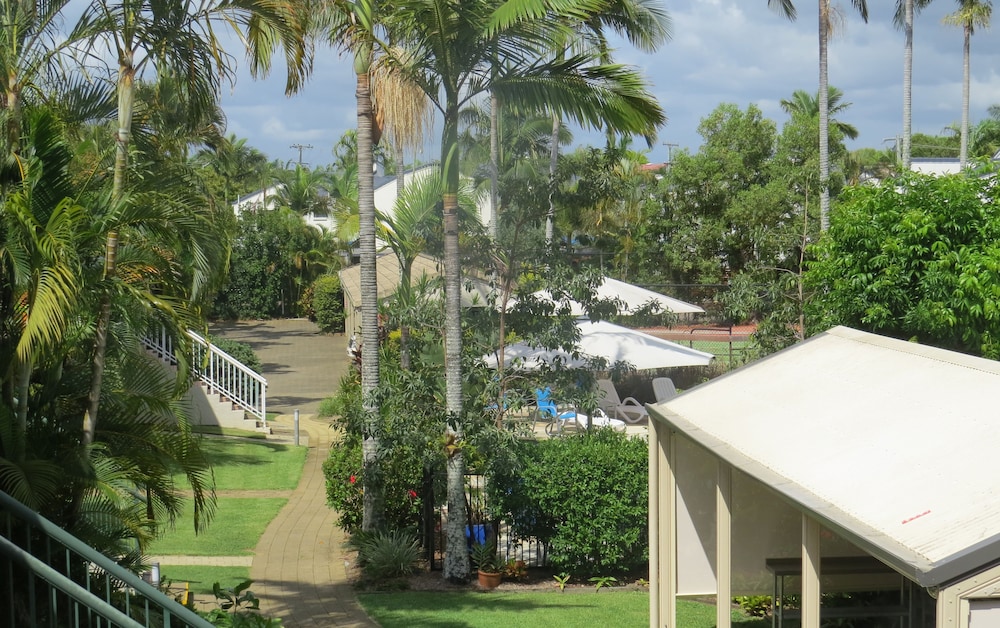 NOOSA KEYS RESORT 7/64