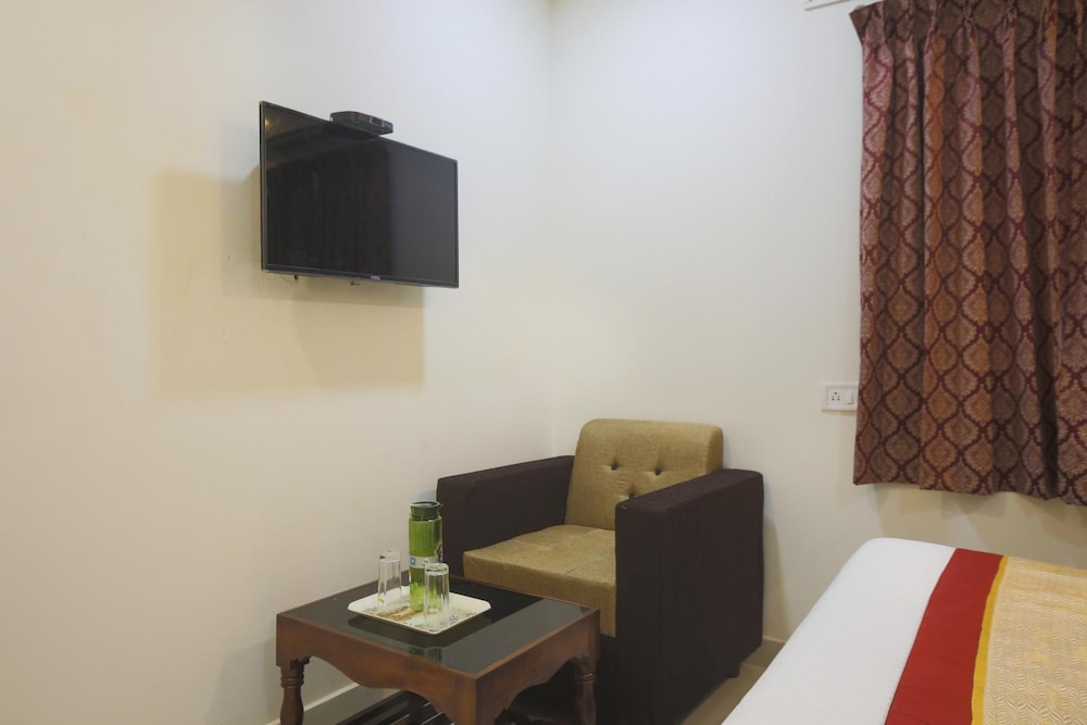 Balaji Residency 45/51