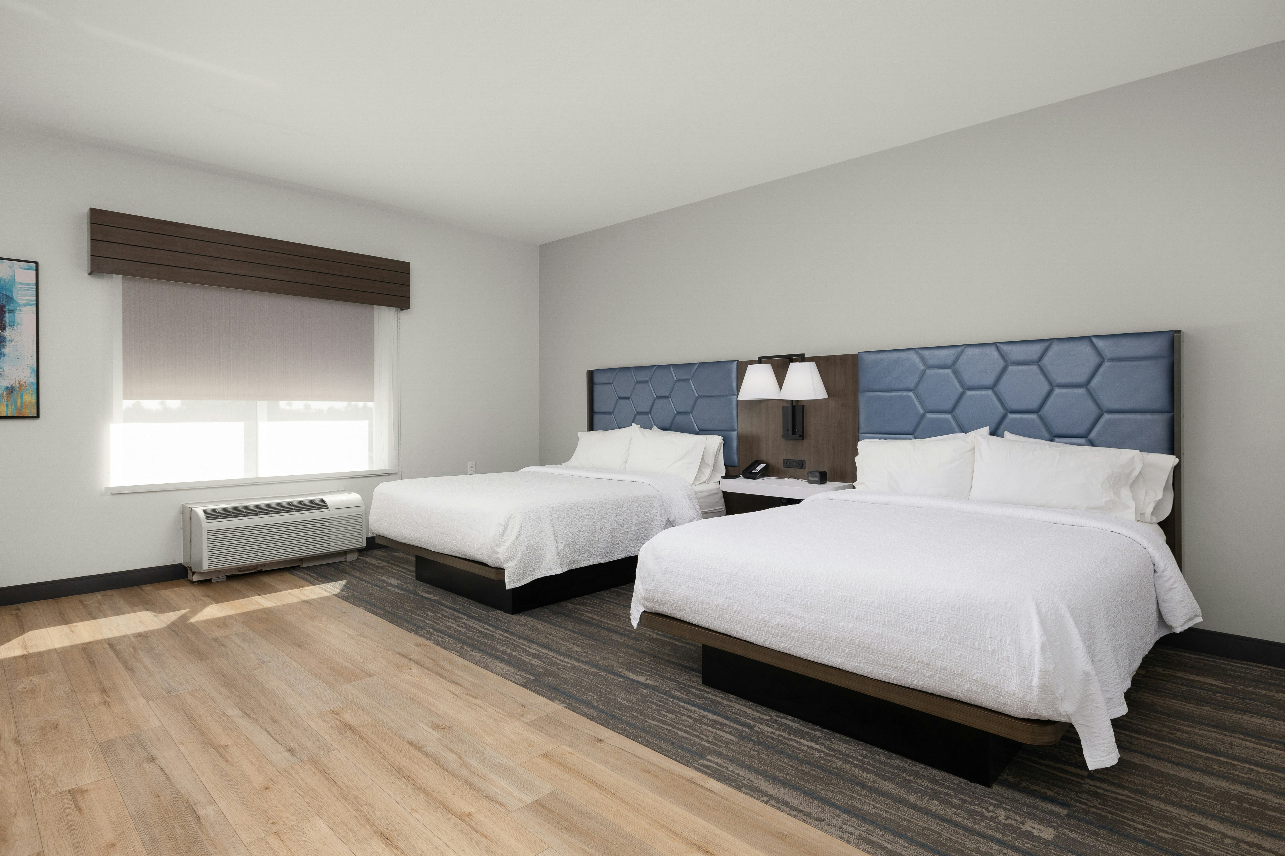ROOM, 2 QUEEN BEDS, ACCESSIBLE