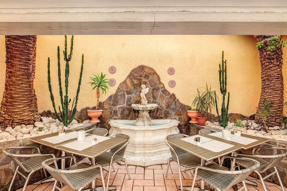 Hotel Verona Rome 43/56