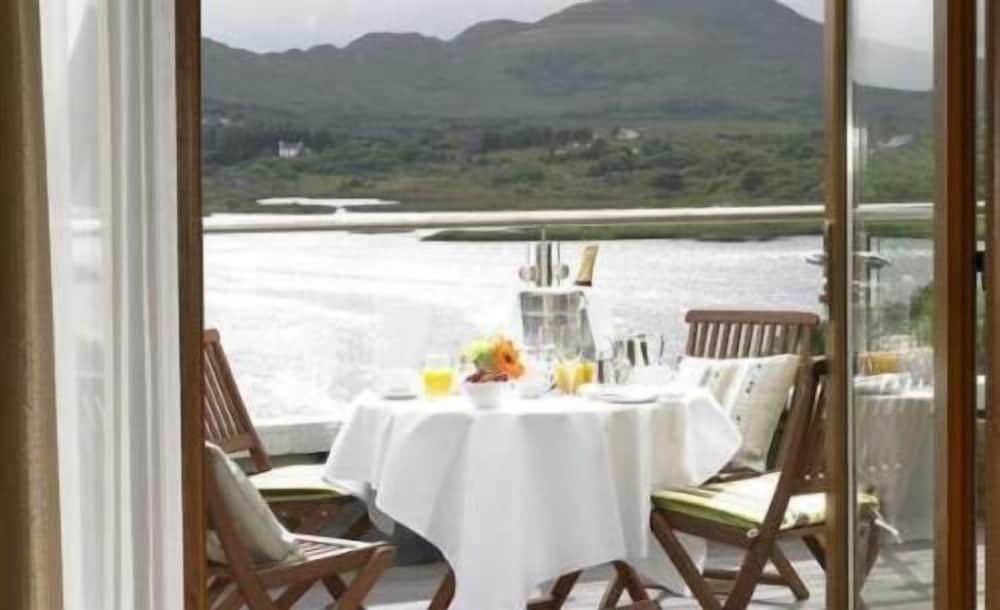 Sneem Hotel 25/36