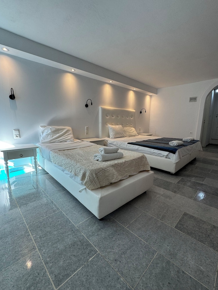 Sea View Apartments and Studios 16/50