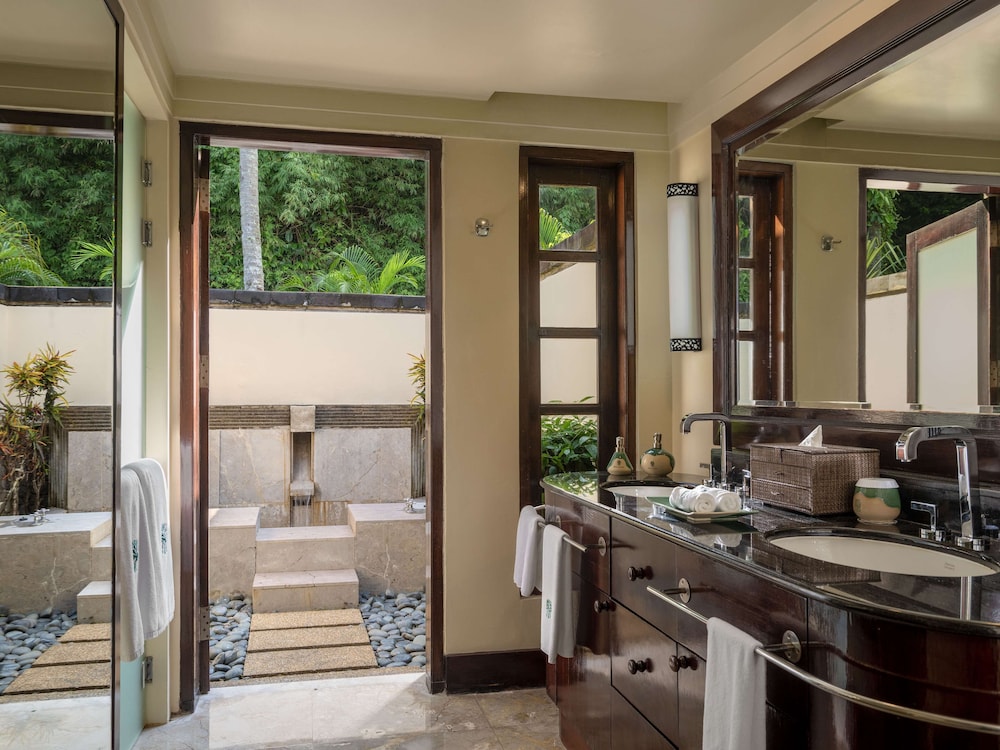 Banyan Tree Bintan 50/50