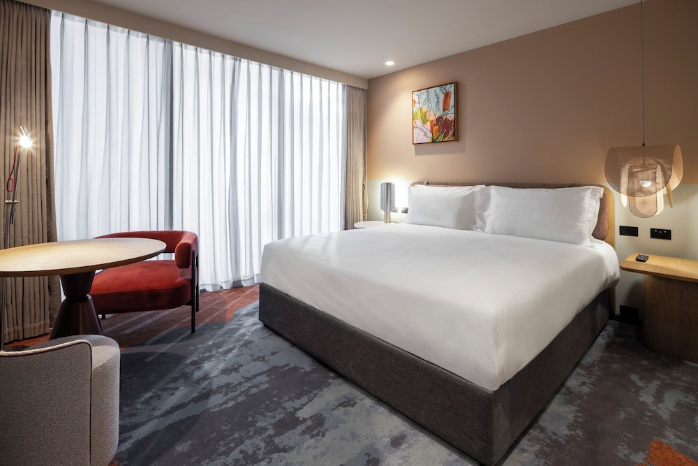 Standard, King Bed, Accessible
