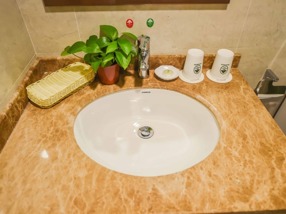 GREENTREE INN NINGGUO NINGGUO AVENUE CHENGXIN BUILDING HOTEL 35/47