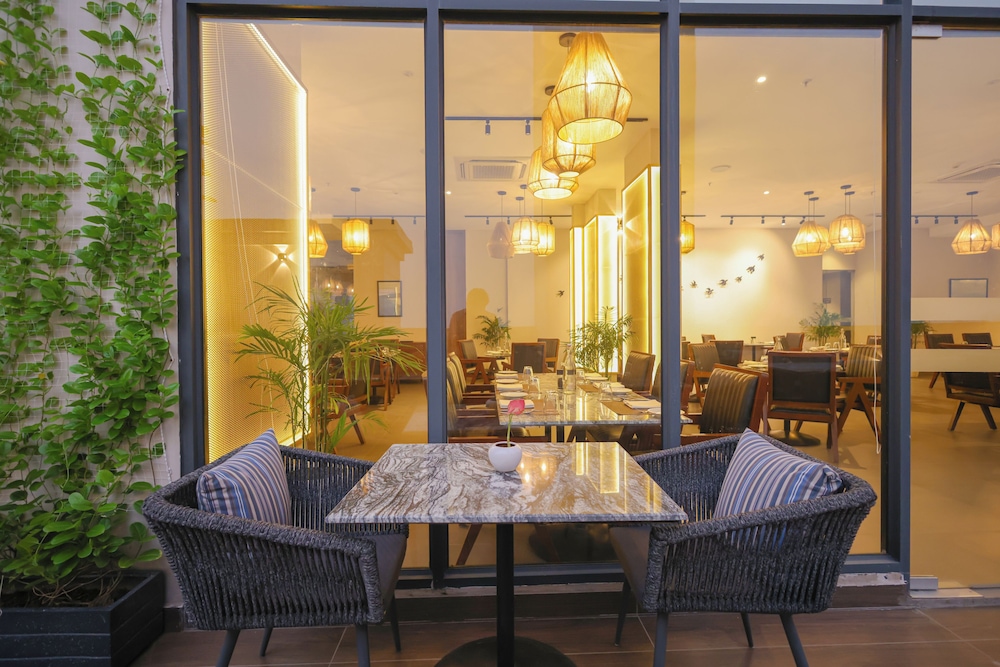 Rhythm Gurugram - Hotel & Suites 31/50