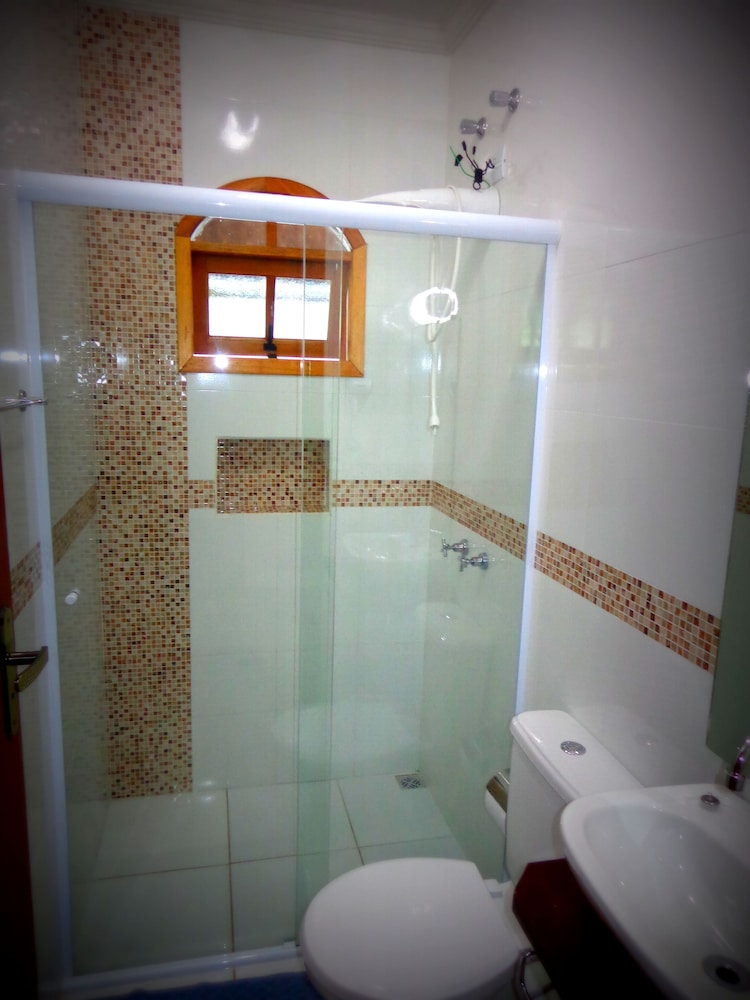 POUSADA BEZERRA 47/50