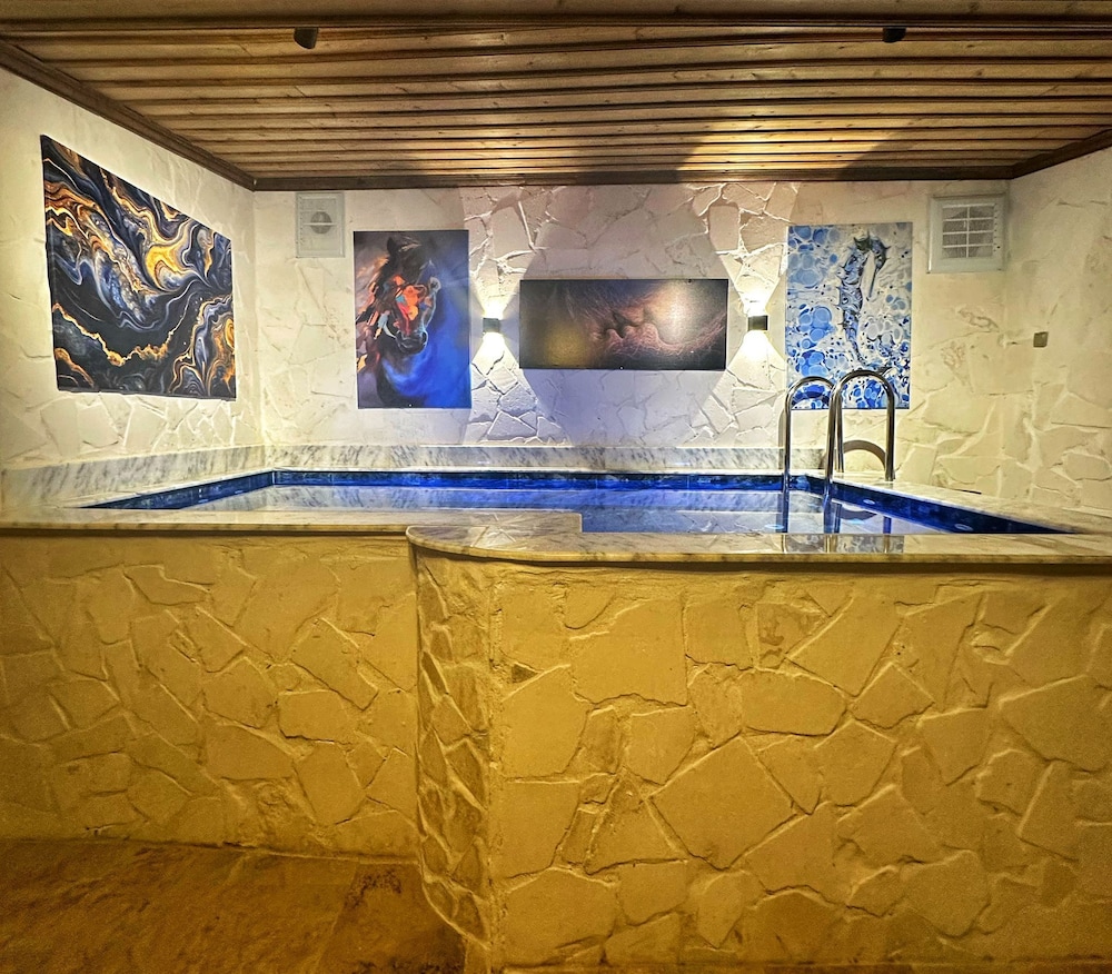 Sakli Cave House 3/100