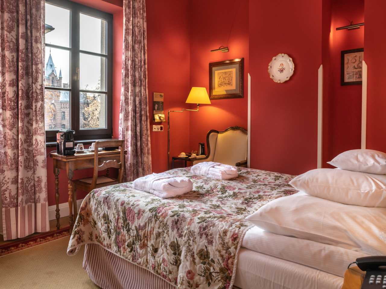 Deluxe, Suite