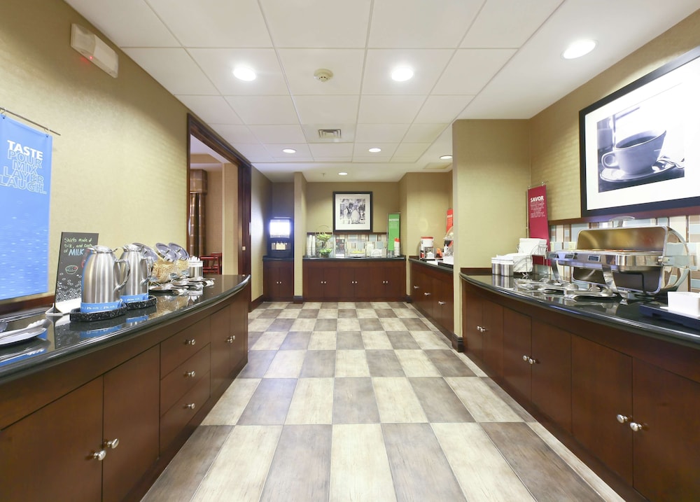 Hampton Inn North Brunswick / New Brunswick 35/41
