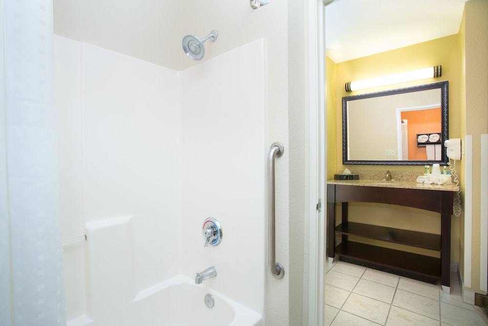 Best Western Plus Lexington 17/55