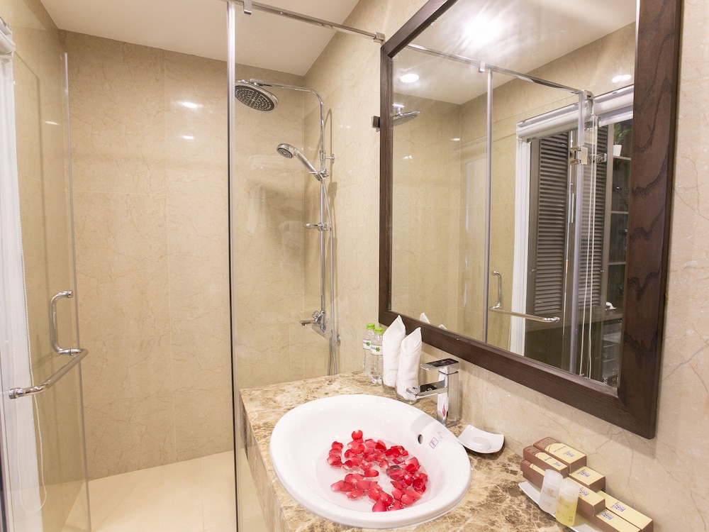 Blubiz Hotel My Dinh Song Da 12/47