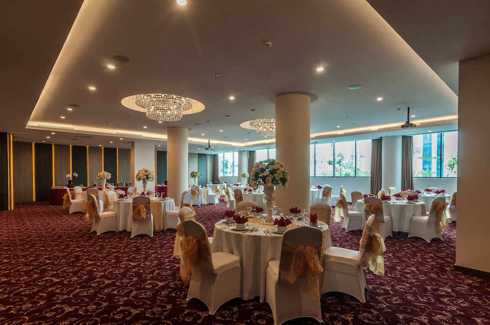 Arthama Hotels Losari Makassar 39/48