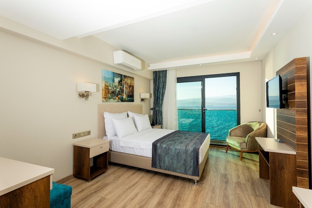 Gulluk Yali Boutique Otel 6/48